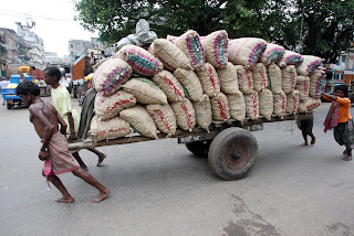 The Unsung Backbone of Kolkata’s Bustling Markets