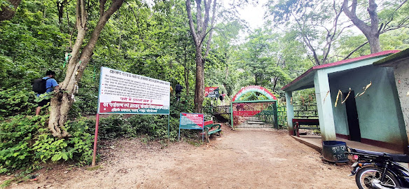 लोढ़ जलप्रपात की शूटिंग – एक फोटोग्राफ़र की चुनौती और इनाम