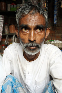 बीड़ी मज़दूर – असंगठित उद्योग की अदृश्य रीढ़