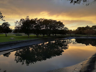 Morning stroll through Islington Park
