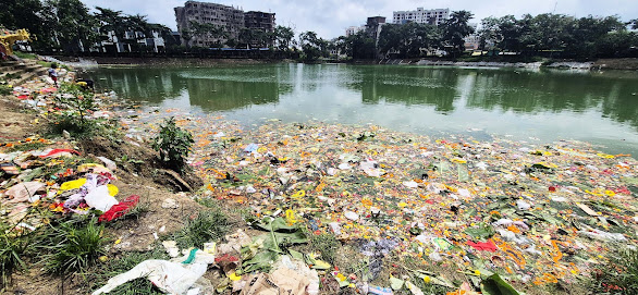 Puja Kar Aur Talab Mein Daal – A Sad Reality