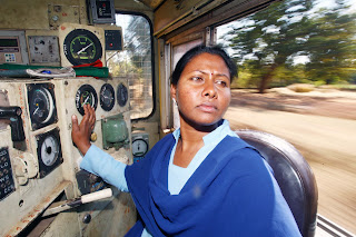 Unveiling the Beauty of Phulwaria Dam and the Strength of its Boatwomen